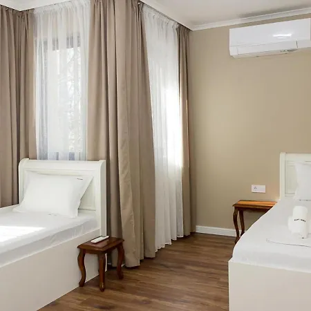 2bd In The Heart Of With Parking - Gold By Flat Mаnаger * فارنا