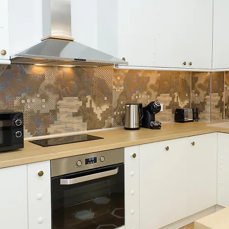 2bd In The Heart Of With Parking - Gold By Flat Mаnаger