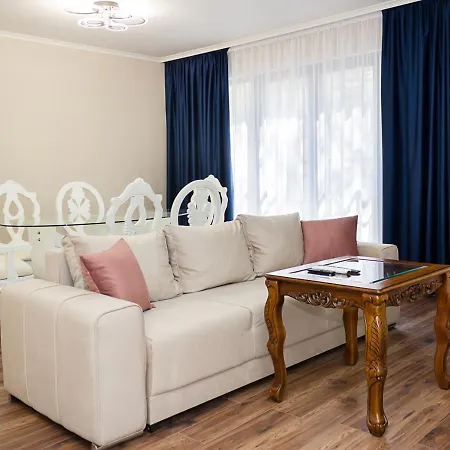 2bd In The Heart Of With Parking - Gold By Flat Mаnаger * فارنا