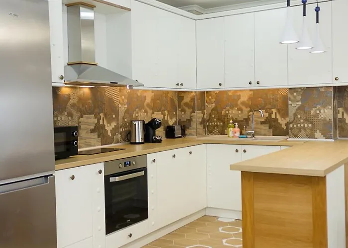 Apartment 2bd In The Heart Of With Parking - Gold By Flat Mаnаger