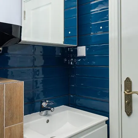 2bd In The Heart Of With Parking - Gold By Flat Mаnаger Апартаменты *