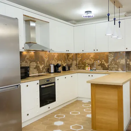 Apartment 2bd In The Heart Of With Parking - Gold By Flat Mаnаger