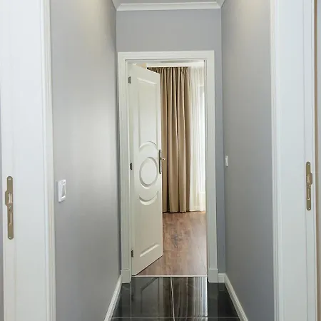 2bd In The Heart Of With Parking - Gold By Flat Mаnаger Апартаменты Варна